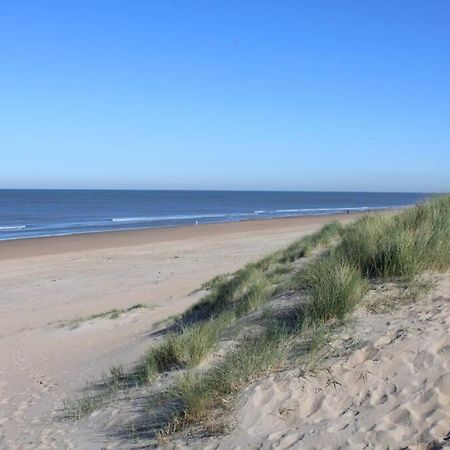 Schoon Sfeervol Souterrain Appartamento Katwijk aan Zee Esterno foto